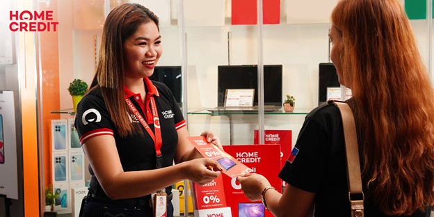 Laptop sales to surge up to 1,200 units sold daily says Home Credit PH   